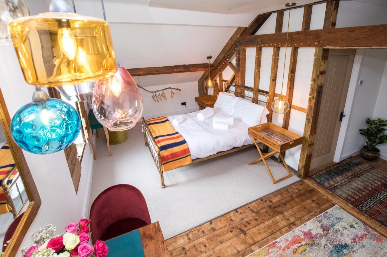 James' Place At Brynawel Гостевой дом Мертир-Тидвилл